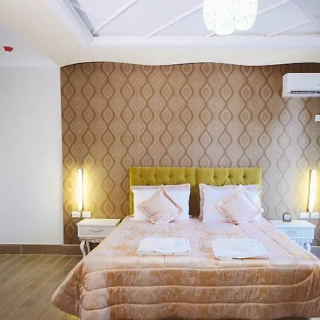 Grand Blue Fafa Hotel