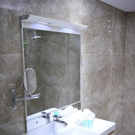 Hotel Grand Blue Fafa